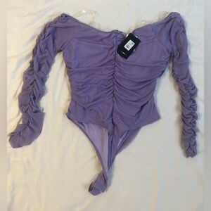 FASHION NOVA RUCHED SLEEVE LONG SLEEVE SNAP CROUCH BODYSUIT